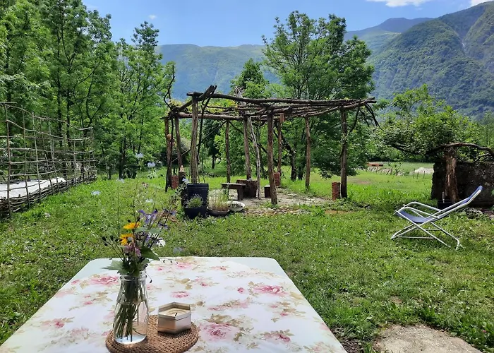 Stara Hisa * Log Cezsoski